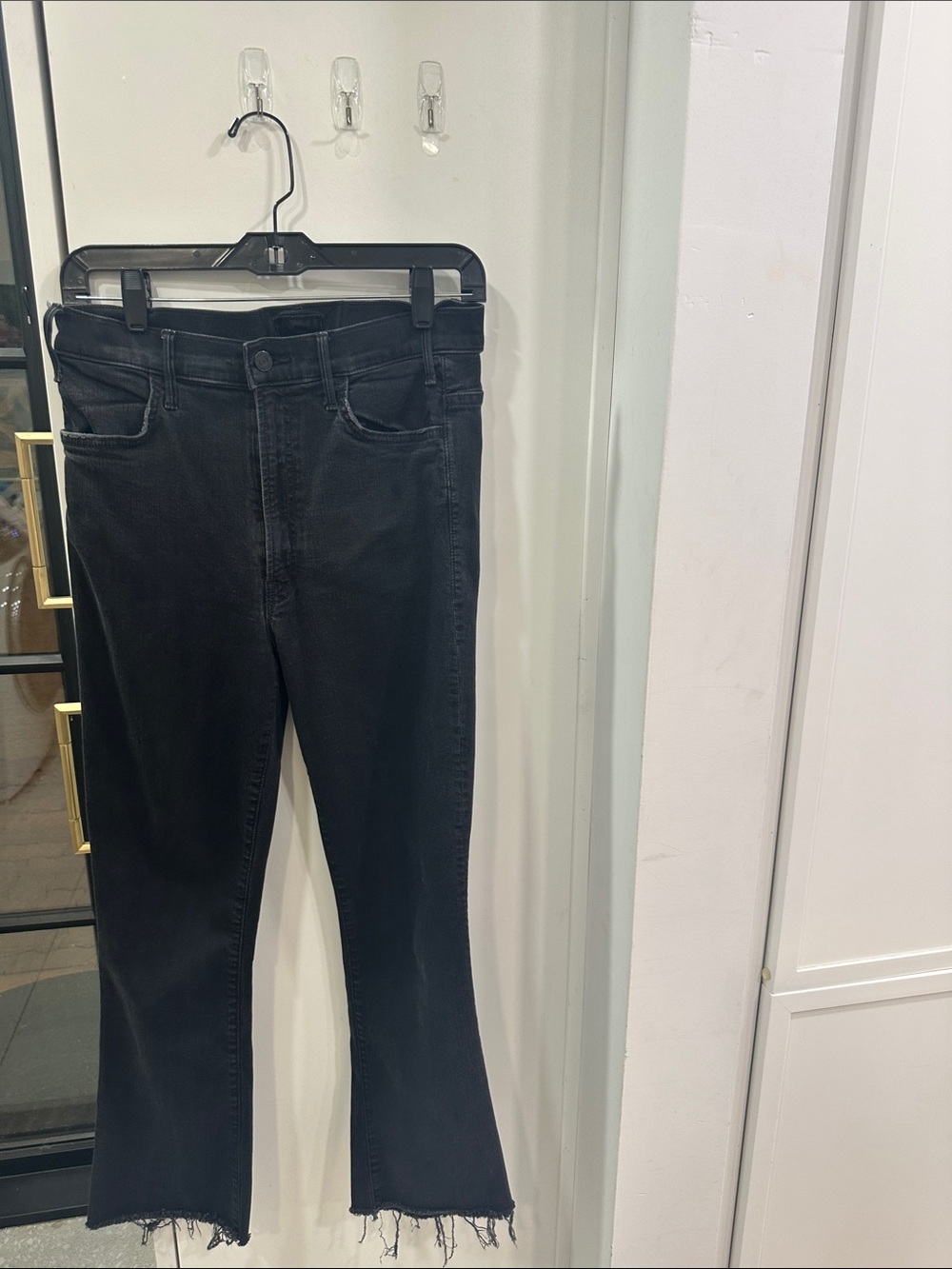 Mother Hustler Ankle Fray Black Women's Raw Hem Jeans